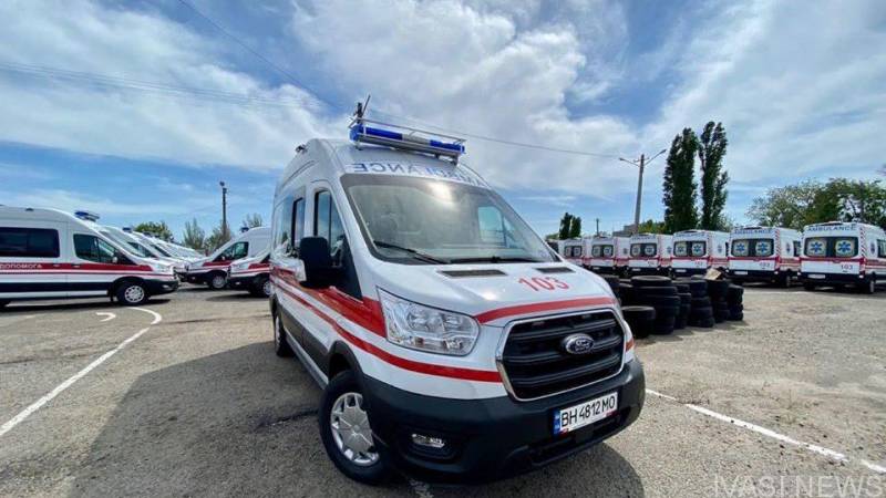 Медики скорой помощи Измаила получили 13 реанимобилей - Город 24 Медики скорой помощи Измаила получили 13 реанимобилей - Город 24
