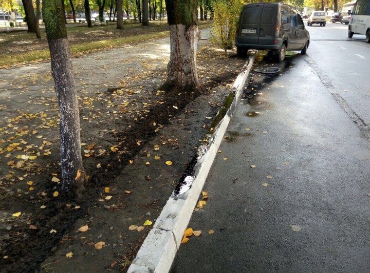 ДТП в Измаиле: на "сквозняке" велосипедист угодил под колеса Renault (ФОТО) ДТП в Измаиле: на "сквозняке" велосипедист угодил под колеса Renault (ФОТО)
