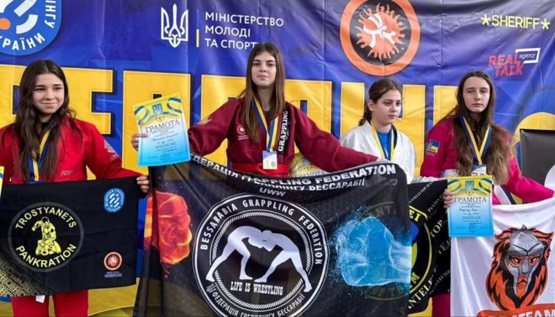 Ізмаїльські спортсмени з греплінгу завоювали медалі на чемпіонаті Ізмаїльські спортсмени з греплінгу завоювали медалі на чемпіонаті