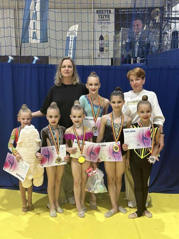 Команда Ізмаїла, вихованки відділення художньої гімнастики Ізмаїльської ДЮСШ повернулися з перемогами з Міжнародного турніру Команда Ізмаїла, вихованки відділення художньої гімнастики Ізмаїльської ДЮСШ повернулися з перемогами з Міжнародного турніру