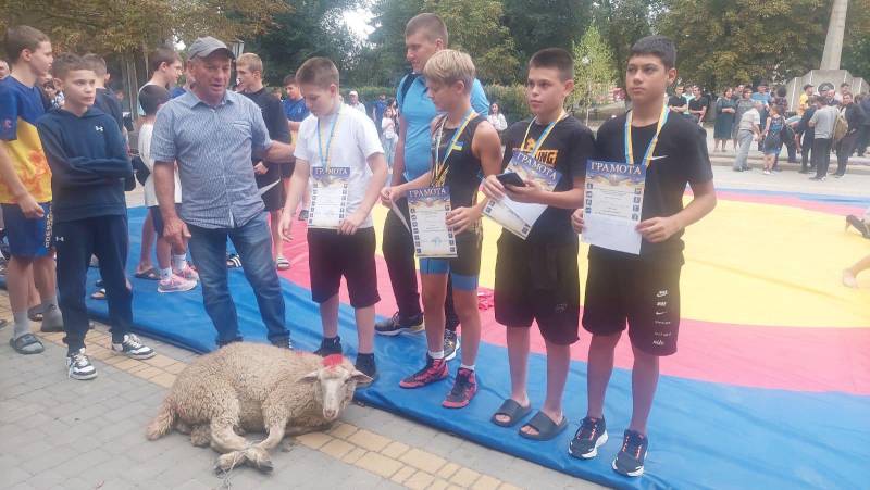 На турнірі ко Дню села Кубей На турнірі ко Дню села Кубей