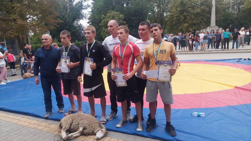 На турнірі ко Дню села Кубей На турнірі ко Дню села Кубей