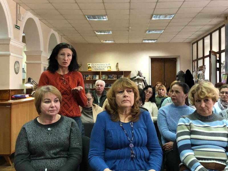 “Книжкова навала” в Одеській області: 100 книг для кожної бібліотеки! “Книжкова навала” в Одеській області: 100 книг для кожної бібліотеки!