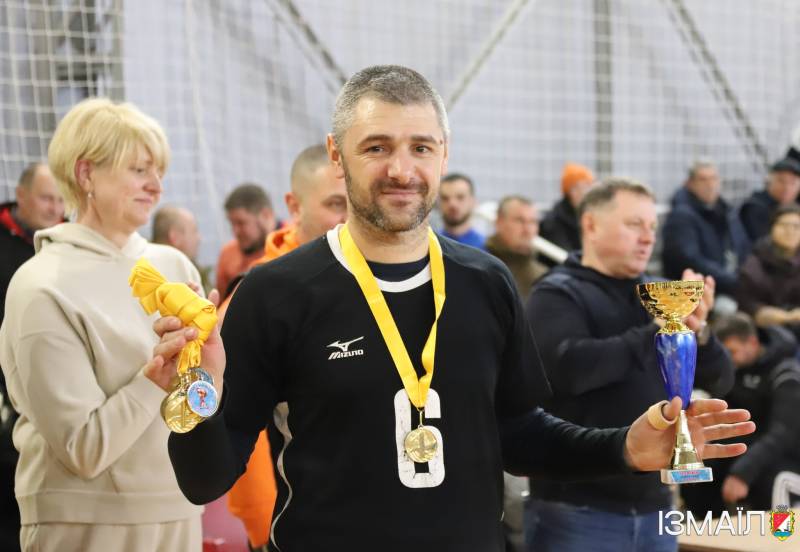 На Відкритому Кубку міста з волейболу серед учнів, жінок, чоловіків та ветеранів На Відкритому Кубку міста з волейболу серед учнів, жінок, чоловіків та ветеранів