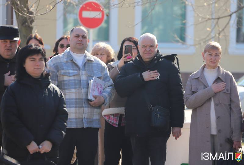 В Ізмаїлі вшановували пам'ять геніального поета та пророка Тараса Шевченка В Ізмаїлі вшановували пам'ять геніального поета та пророка Тараса Шевченка