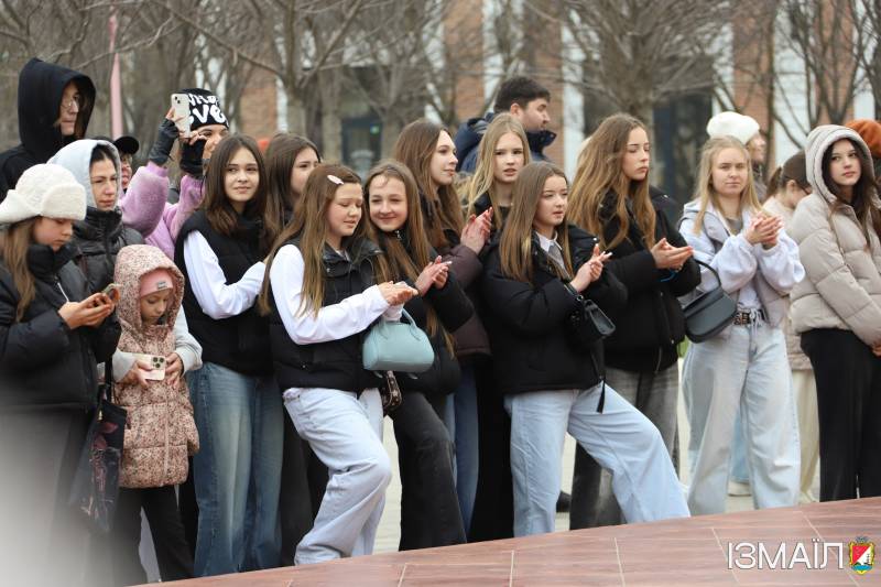 В Ізмаїлі відбувся благодійний концерт-ярмарок «Весна йде, красу несе» В Ізмаїлі відбувся благодійний концерт-ярмарок «Весна йде, красу несе»