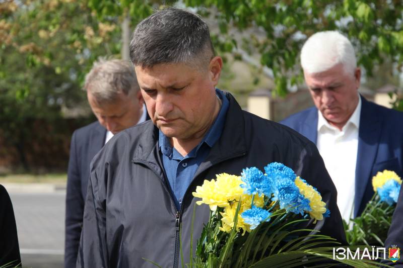 В Ізмаїлі у День пам’яті та перемоги над нацизмом пройшли митинги пам'яті та вшанування В Ізмаїлі у День пам’яті та перемоги над нацизмом пройшли митинги пам'яті та вшанування