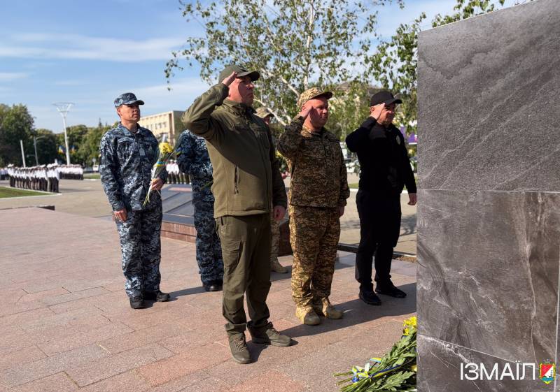В Ізмаїлі у День пам’яті та перемоги над нацизмом пройшли митинги пам'яті та вшанування В Ізмаїлі у День пам’яті та перемоги над нацизмом пройшли митинги пам'яті та вшанування
