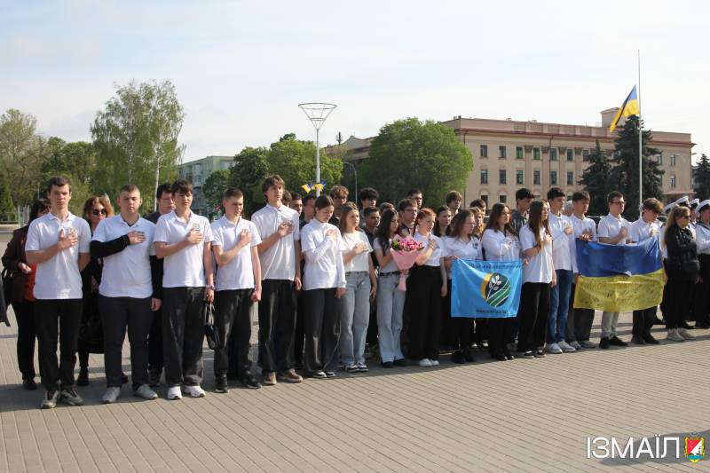 В Ізмаїлі у День пам’яті та перемоги над нацизмом пройшли митинги пам'яті та вшанування В Ізмаїлі у День пам’яті та перемоги над нацизмом пройшли митинги пам'яті та вшанування