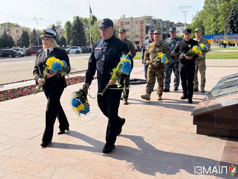 В Ізмаїлі у День пам’яті та перемоги над нацизмом пройшли митинги пам'яті та вшанування В Ізмаїлі у День пам’яті та перемоги над нацизмом пройшли митинги пам'яті та вшанування