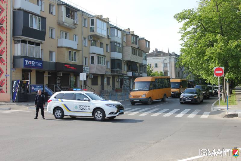 В Ізмаїлі у День пам’яті та перемоги над нацизмом пройшли митинги пам'яті та вшанування В Ізмаїлі у День пам’яті та перемоги над нацизмом пройшли митинги пам'яті та вшанування