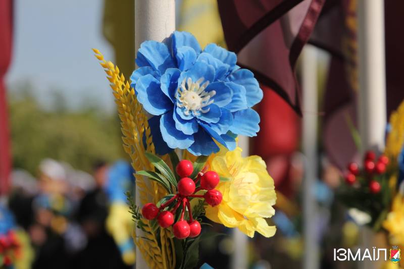 В Ізмаїлі у День пам’яті та перемоги над нацизмом пройшли митинги пам'яті та вшанування В Ізмаїлі у День пам’яті та перемоги над нацизмом пройшли митинги пам'яті та вшанування