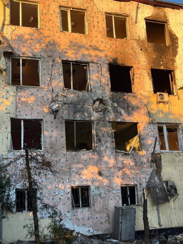 Масована атака на Одещину, є постраждалий: у Роздільній пошкоджено вокзал, в деяких районах немає світла Масована атака на Одещину, є постраждалий: у Роздільній пошкоджено вокзал, в деяких районах немає світла