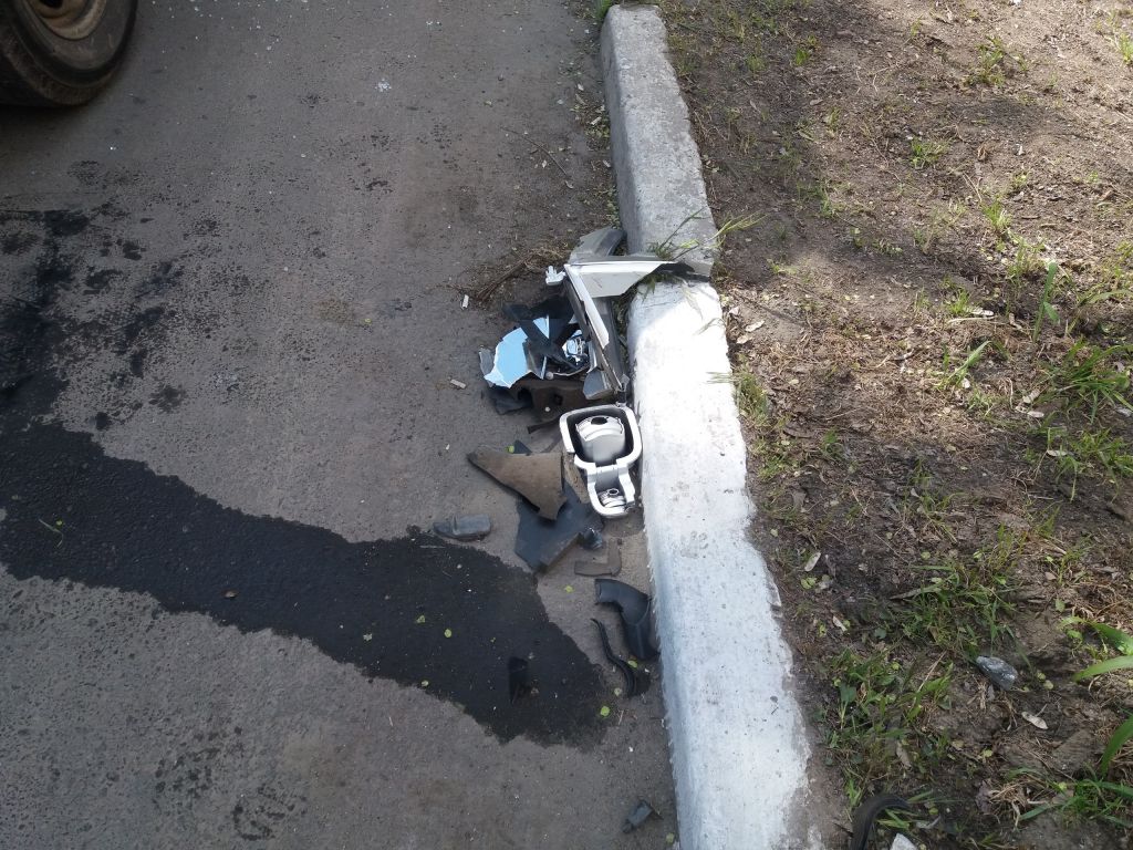 В Измаиле снова ДТП. И снова пострадавший. Не спасают даже светофоры (фото) В Измаиле снова ДТП. И снова пострадавший. Не спасают даже светофоры (фото)