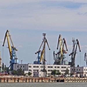 Руководителя Ренийского порта будут судить за многомиллионные долги по зарплате
