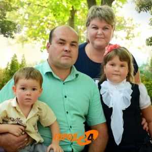Родные погибших в ДТП Степана и Инны Жук выражают благодарность измаильчанам за поддержку и помощь в трагический для семьи момент