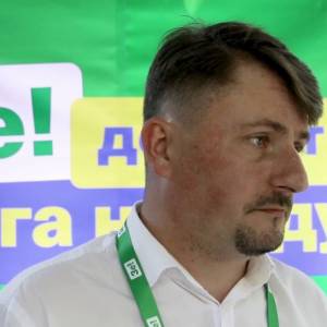 "Смотрящий слуга" или великий комбинатор? На юге области проигравший выборы кандидат пытается всеми способами попасть во власть