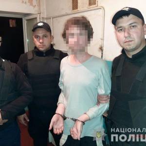 В Черноморске полицейский зарезал жену за измену