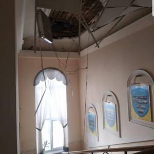 В здании полиции в Одессе обрушился потолок, пострадали два правоохранителя