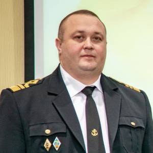 Директор порта Южный вернулся на работу, проигнорировав приказ министра об увольнении
