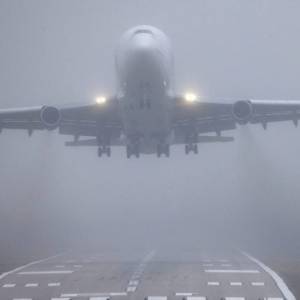 Из-за густого тумана одесский аэропорт перенаправляет рейсы на Киев, также есть задержки по прибытию (фото)