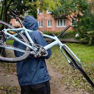 В Измаиле у 13-летнего подростка на улице украли велосипед.Вору грозит до 4 лет тюрьмы