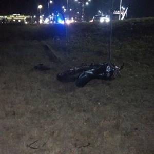 В Измаиле на проспекте Суворова мотоциклист влетел в "ВАЗ",пассажир мото погиб на месте (ФОТО)