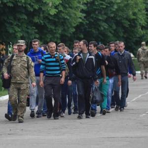 Призыв в армию с 18 лет. Кому ждать повестку