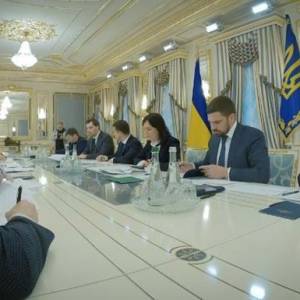 Уменьшение сумм в платежках за тепло: Зеленский дал задания местным властям