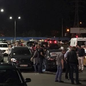 В Киеве возле торгового центра из автомата расстреляли мужчину (ФОТО)