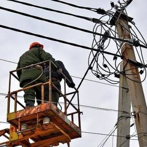 Непогода внесла коррективы в работу портов и обесточила 17 населенных пунктов в Одесской области