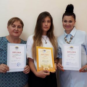 На  "Олимпе" - измаильская студия "Искусница"