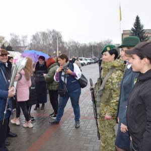Женщины Измаила в форме: в городе прошла акция "не женская профессия" (ФОТО)