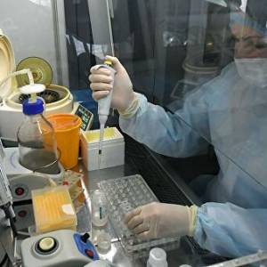 Переболеет до 70% людей в мире. В Институте Коха считают, что эпидемия коронавируса продержится два года