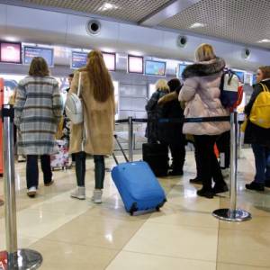 В Украину за прошлые сутки вернулись более 13 тысяч человек