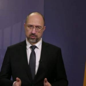 Шмыгаль: Украина получила от ВОЗ рекомендацию продлить карантин