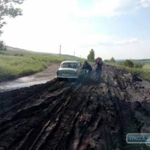 От пневмонии умерла женщина, которую «скорая» долго везла в больницу дорогами Одесской области