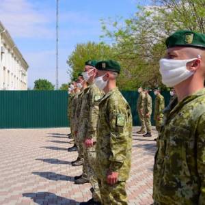 В День пограничника в Измаильском отряде уволили в запас срочников