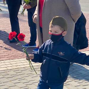 В Измаиле отметили День Победы: с возложением цветов, но без традиционного шествия и парада - Город 24 (ФОТО)