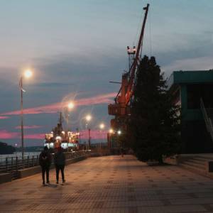 В Измаиле завершена замена ограждения и ремонт наружного освещения набережной морвокзала