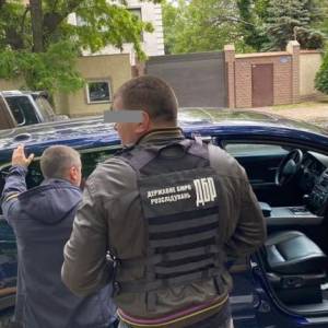 ГБР задержало на взятке заместителя начальника ГУ ГСЧС в Одесской области (фото)