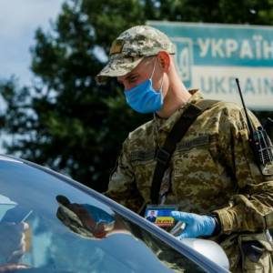 Еще пять пунктов пропуска открылись на границе со Словакией и Молдовой