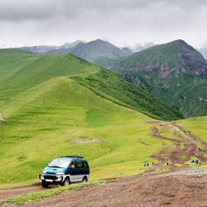 Одесситы попали под камнепад в горах Северной Осетии