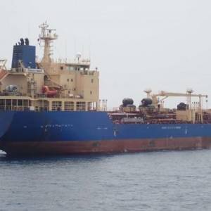 Пираты в Гвинейском заливе атаковали танкер с украинскими моряками