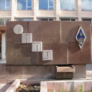 Одесский политех может остаться без общежития, спорткомплекса, библиотеки и нескольких корпусов
