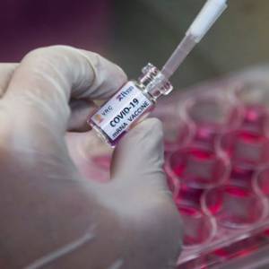 Вакцины от коронавируса, которую пообещал Украине ЕС, хватит на 20% населения - МОЗ