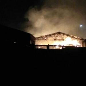 Измаил: ночной пожар на "Эталоне": горел склад с 80 тоннами соломы
