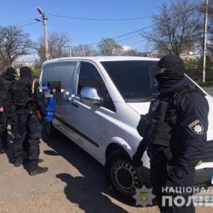 Спецназ задержал в Одессе бандитов, похитивших миллион долларов