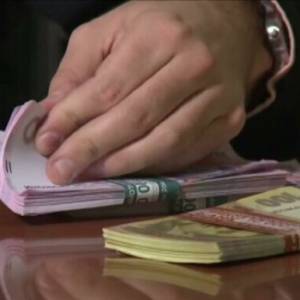 Стали известны среднемесячные зарплаты в Одессе и области