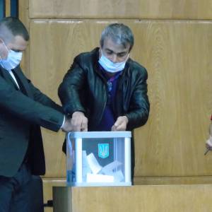 Депутатский корпус Измаила избрал секретаря горсовета, утвердил кандидатуры заместителей городского головы и новый состав исполкома - Город 24